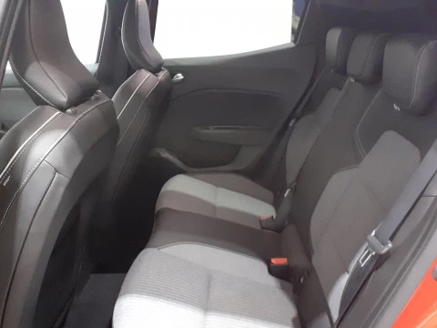 Renault Clio  E-TECH Full Hybrid Techno 105kW