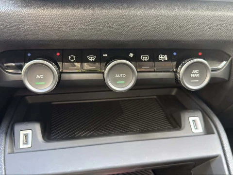 Citroën C4 Collection Hybrid e-DCS6 107 kW (145 CV)