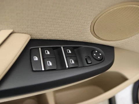 BMW X3 2.0 SDRIVE18D 5P