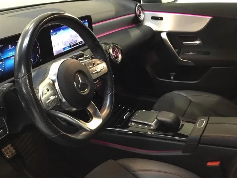 Mercedes-Benz CLA 200 D DCT