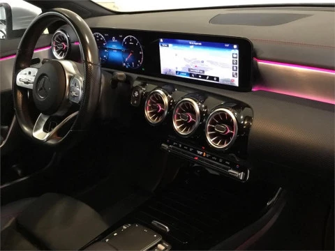 Mercedes-Benz CLA 200 D DCT