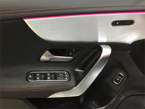 Mercedes-Benz CLA 200 D DCT