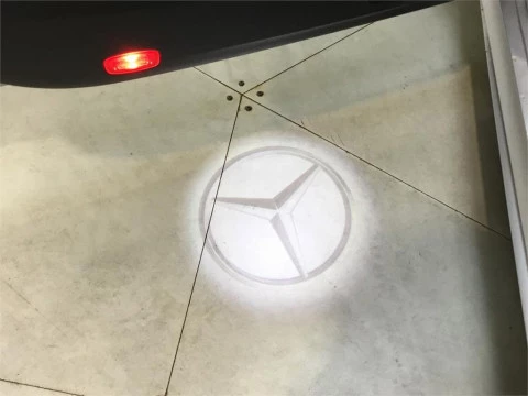 Mercedes-Benz CLA 200 D DCT