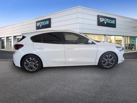 Ford Focus 1.0 Ecoboost MHEV 92kW ST-Line X