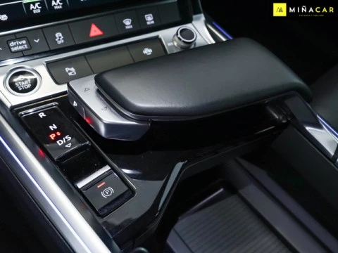 Audi e-tron Advanced 55 quattro 300 kW (408 CV)