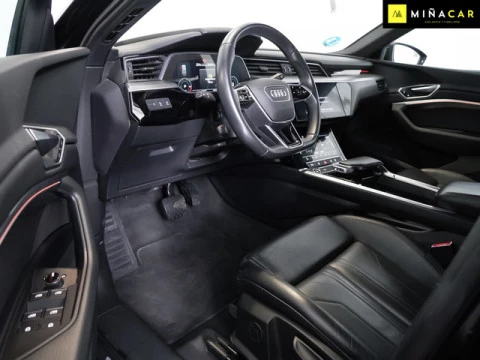 Audi e-tron Advanced 55 quattro 300 kW (408 CV)