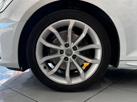 Audi A4 S line 35 TDI 110kW (150CV) S tronic