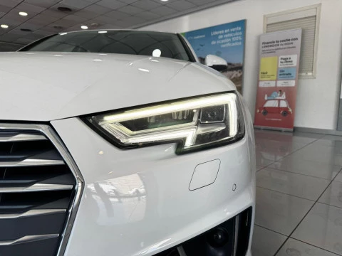Audi A4 S line 35 TDI 110kW (150CV) S tronic