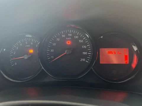 Dacia Sandero Access 1.0 55kW (75CV) - 18