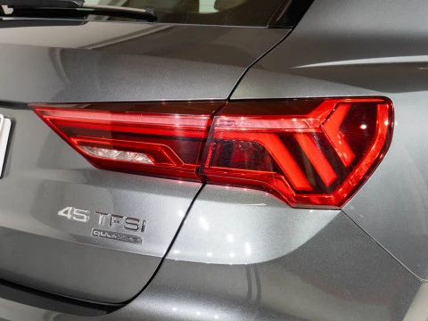 Audi Q3 45 TFSI 169kW S tronic Quattro S Line