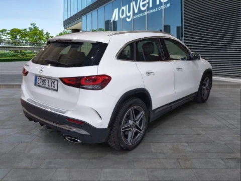 Mercedes-Benz GLA GLA 200 D