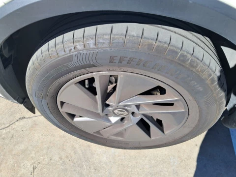 Nissan Qashqai DIG-T 103kW (140CV) mHEV 4x2 Acenta