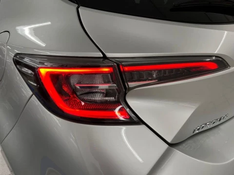 Toyota Corolla 1.8 125H STYLE E-CVT