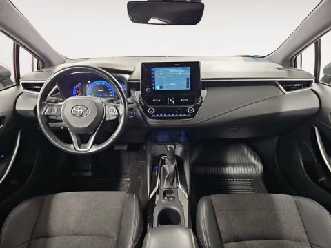 Toyota Corolla 1.8 125H STYLE E-CVT