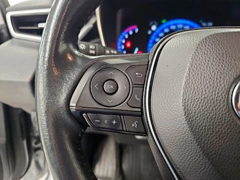 Toyota Corolla 1.8 125H STYLE E-CVT
