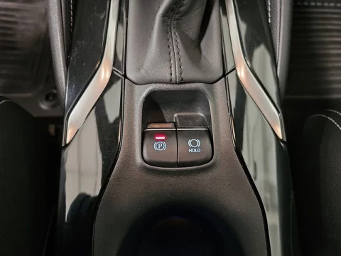Toyota Corolla 1.8 125H STYLE E-CVT