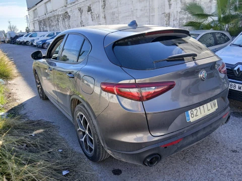 Alfa Romeo Stelvio 2.2 Diésel 140kW (190CV) Sprint RWD