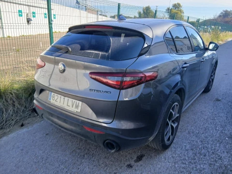Alfa Romeo Stelvio 2.2 Diésel 140kW (190CV) Sprint RWD