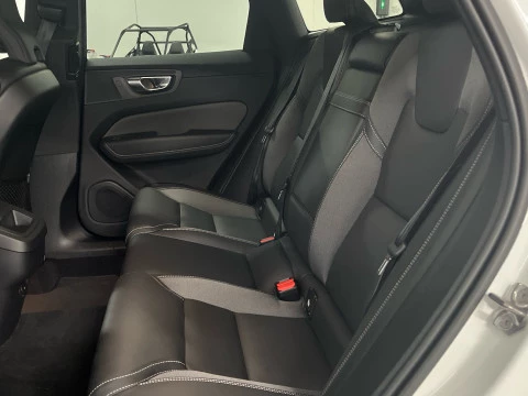 Volvo XC60 XC60 R-Design, B4 mild hybrid (diésel)