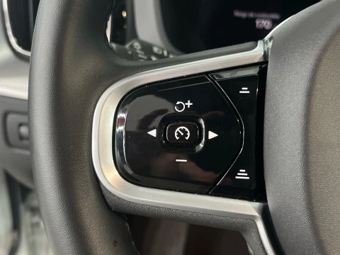 Volvo XC60 XC60 R-Design, B4 mild hybrid (diésel)