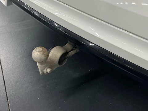 Volvo XC60 XC60 R-Design, B4 mild hybrid (diésel)