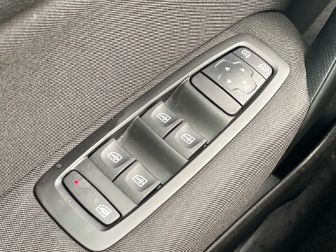 Renault Megane Business Energy dCi 66kW (90CV)