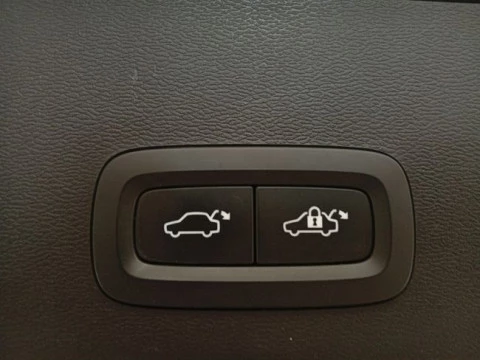 Volvo XC40 1.5 T4 Twin Recharge Inscription Ex Auto