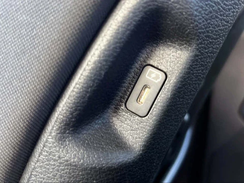 Kia Sportage 1.6 CRDi MHEV Drive 4x2 100 kW (136 CV)