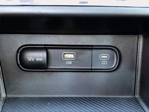 Kia Sportage 1.6 CRDi MHEV Drive 4x2 100 kW (136 CV)