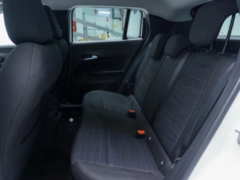 Jeep Avenger BEV 115kW (156CV) Longitude