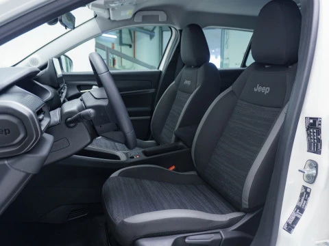 Jeep Avenger BEV 115kW (156CV) Longitude