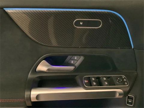 Mercedes-Benz GLB 200 d