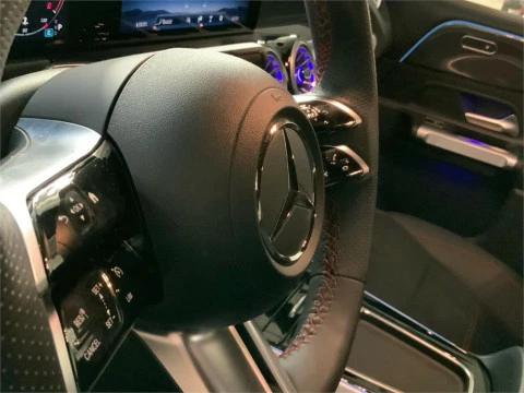 Mercedes-Benz GLB 200 d