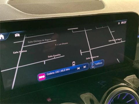 Mercedes-Benz GLB 200 d