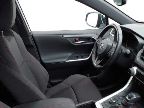 Toyota Rav4 2.5l PLUG-IN 300PH (e-CVT) Advance