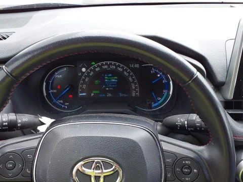 Toyota Rav4 2.5l PLUG-IN 300PH (e-CVT) Advance