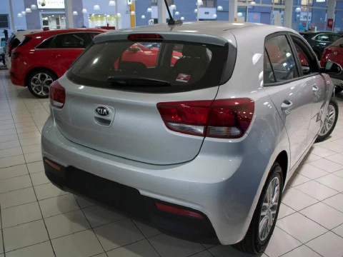 Kia Rio 1.2 DPI Concept Eco-Dynamics