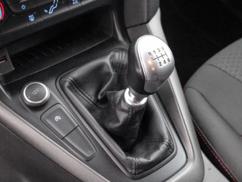 Ford Focus 1.0 ECOBOOST 92KW ST-LINE 125 5P