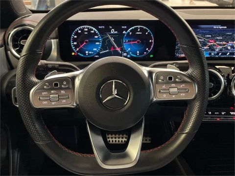 Mercedes-Benz CLA 200 D DCT Shooting Brake