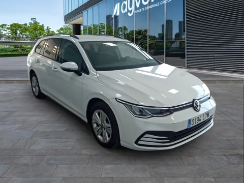 Volkswagen Golf Life 1.0 eTSI 81kW (110CV) DSG Variant
