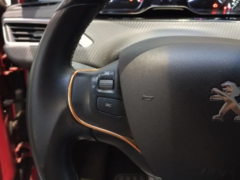 Peugeot 208  1.2 PureTech S&S Tech Edition 110