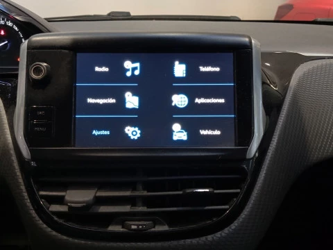 Peugeot 208  1.2 PureTech S&S Tech Edition 110