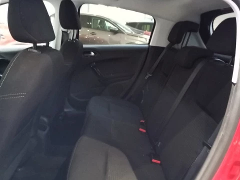 Peugeot 208  1.2 PureTech S&S Tech Edition 110
