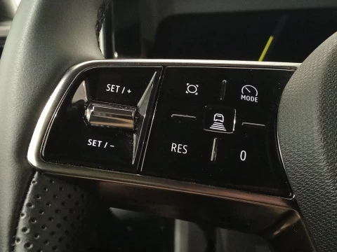 Renault R5 E-Tech R5 Iconic cinq autonomia confort 110 kW