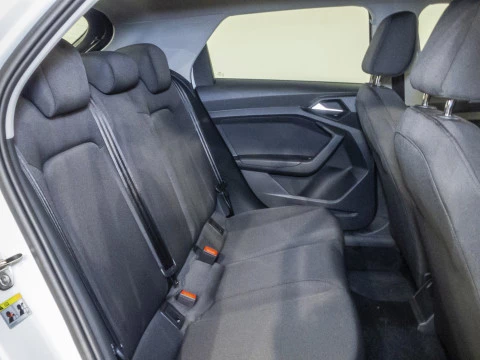 Audi A1 Sportback Adrenalin 30 TFSI 81kW S tron