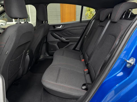 Ford Focus 1.0 Ecoboost MHEV 92kW ST-Line