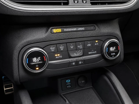 Ford Focus 1.0 Ecoboost MHEV 92kW ST-Line