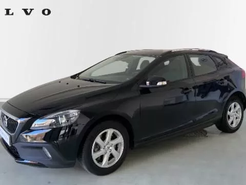 Volvo V40 Cross Country 2.0 D2 Momentum Volvo V40 Cross Country 2.0 D2 Momentum