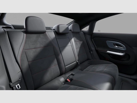 Mercedes-Benz CLA  250+ con tecnologia EQ