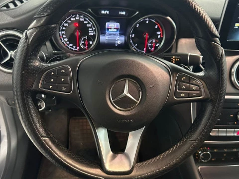 Mercedes-Benz CLA CLA 220 d Shooting Brake